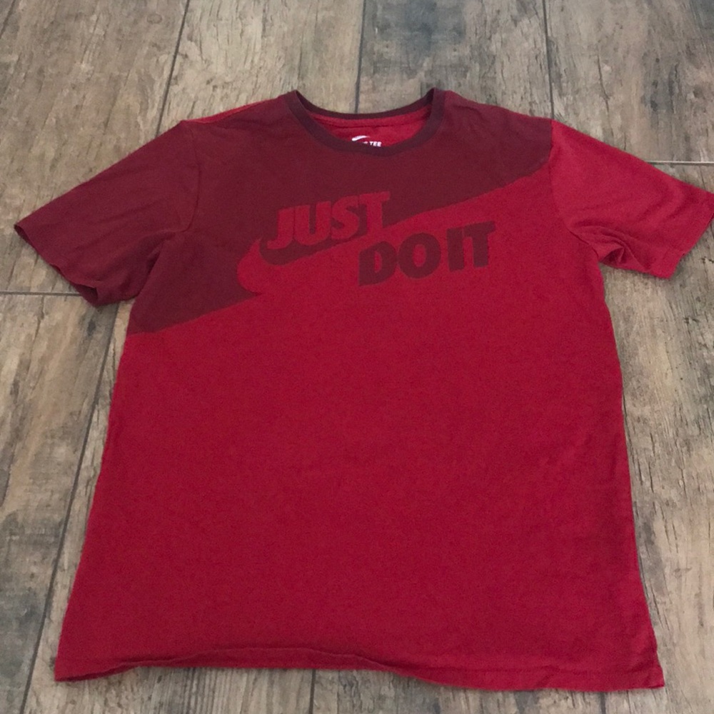 Nike t shirt
